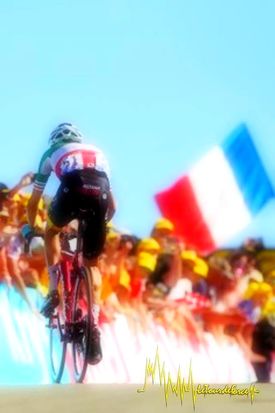 Fabio Aru con la maglia tricolore al Tour de France 2017.. il suo elastico sul Col del Galibier è una lezione di vita